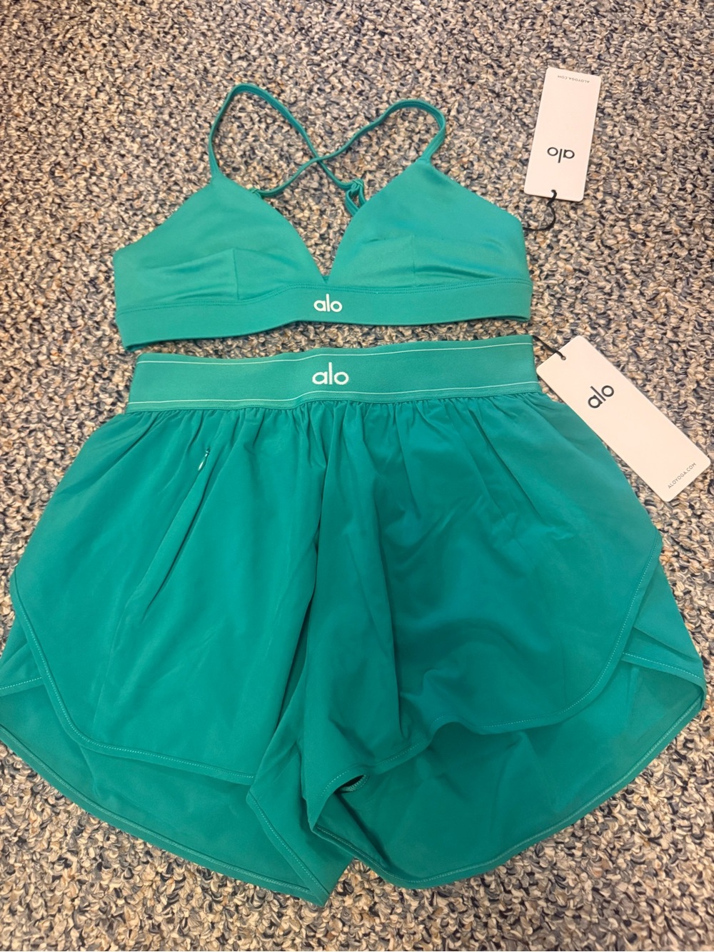 NWT ALO YOGA Spruce Green Set: Match Point Shorts and Splendor Bra